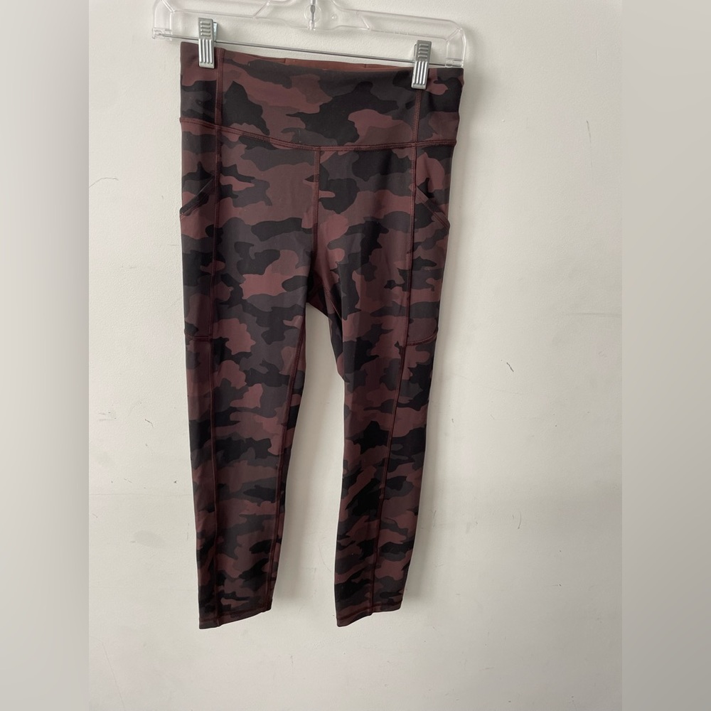 Lululemon capri workout leggings